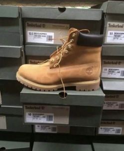 Timberland boots (wheat & Black) ALL SIZE’S 6-13