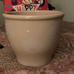 Vintage ceramic Val do sol flower pot made in Portugal 6 inches tall and 6 1/2 inches wide