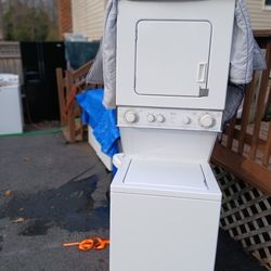 Whirlpool Washer And Dryer 