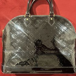 Louis Vuitton Monogram Vernis Alma 