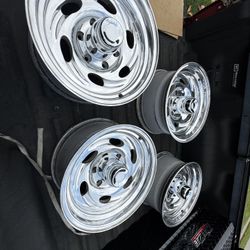 16x8 6 Lug Chrome Wheels 