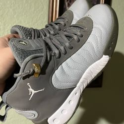 Jordan Jumpman Pro sneakers in a cool grey and white colorway