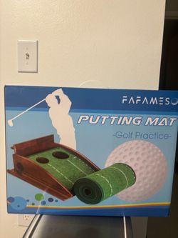 Indoor golf putting practice set