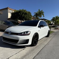 2017 Volkswagen GTI