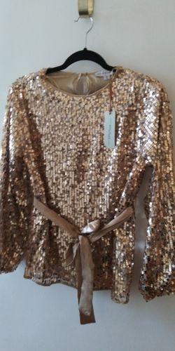 New Women's Sequin Blouse
Size: Medium