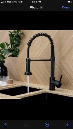 KITCHEN FAUCET 