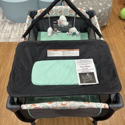 Pamo Babe Playard With Changing Table