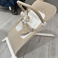 Baby Delight Alpine Deluxe Portable Bouncer