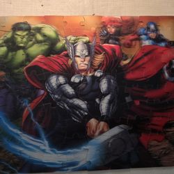Marvel Avangers  3d ,100 Piece Puzzle New Open Box