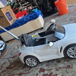 Kids ride on, car seats etc