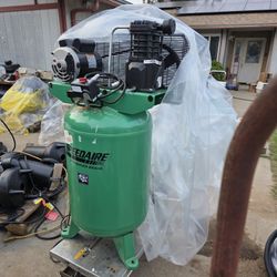 SPEEDAIRE Portable Air Compressor: Oil Lubricated, 30 gal, Vertical, 2 hp, 5.5 cfm @ 90 psi