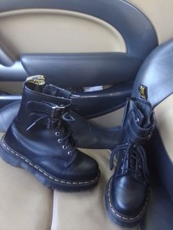 Dr Martin boots