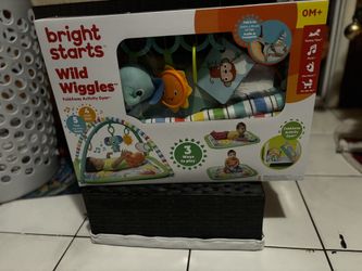New Bright Starts Wild Wiggles Baby Play Mat