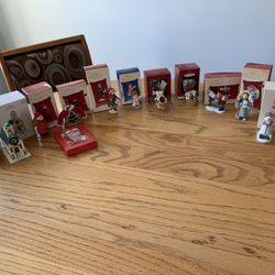 COLLECTABLE CHRISTMAS ORNAMENTS