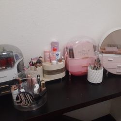 Makeup Vanity/Counter Top Storage