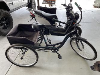Schwinn Meridian adult trike