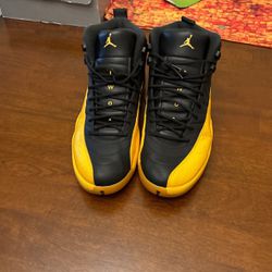 Jordan 12 University Gold 