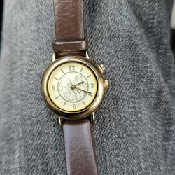 1963.      WINNIE THE POOH MUSICAL WATCH  WORKS PERFECT 