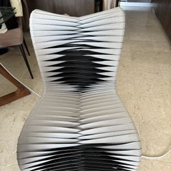 Seat Belt Chair 