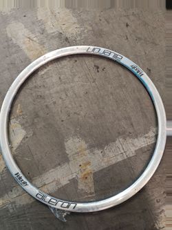 Velocity aileron 28 hole rim