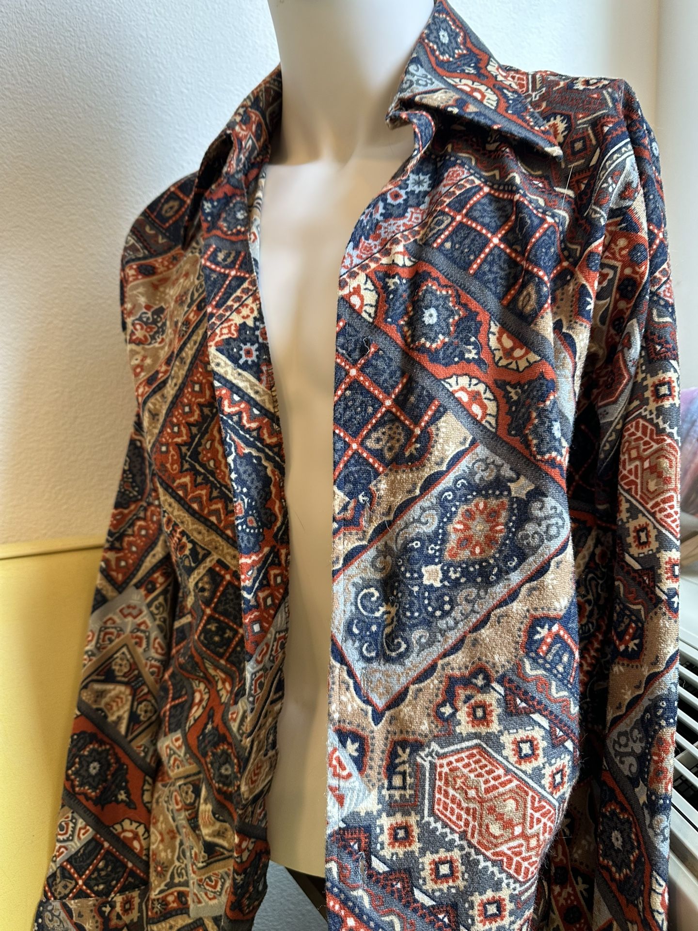 Vintage Geometric Pattern Western