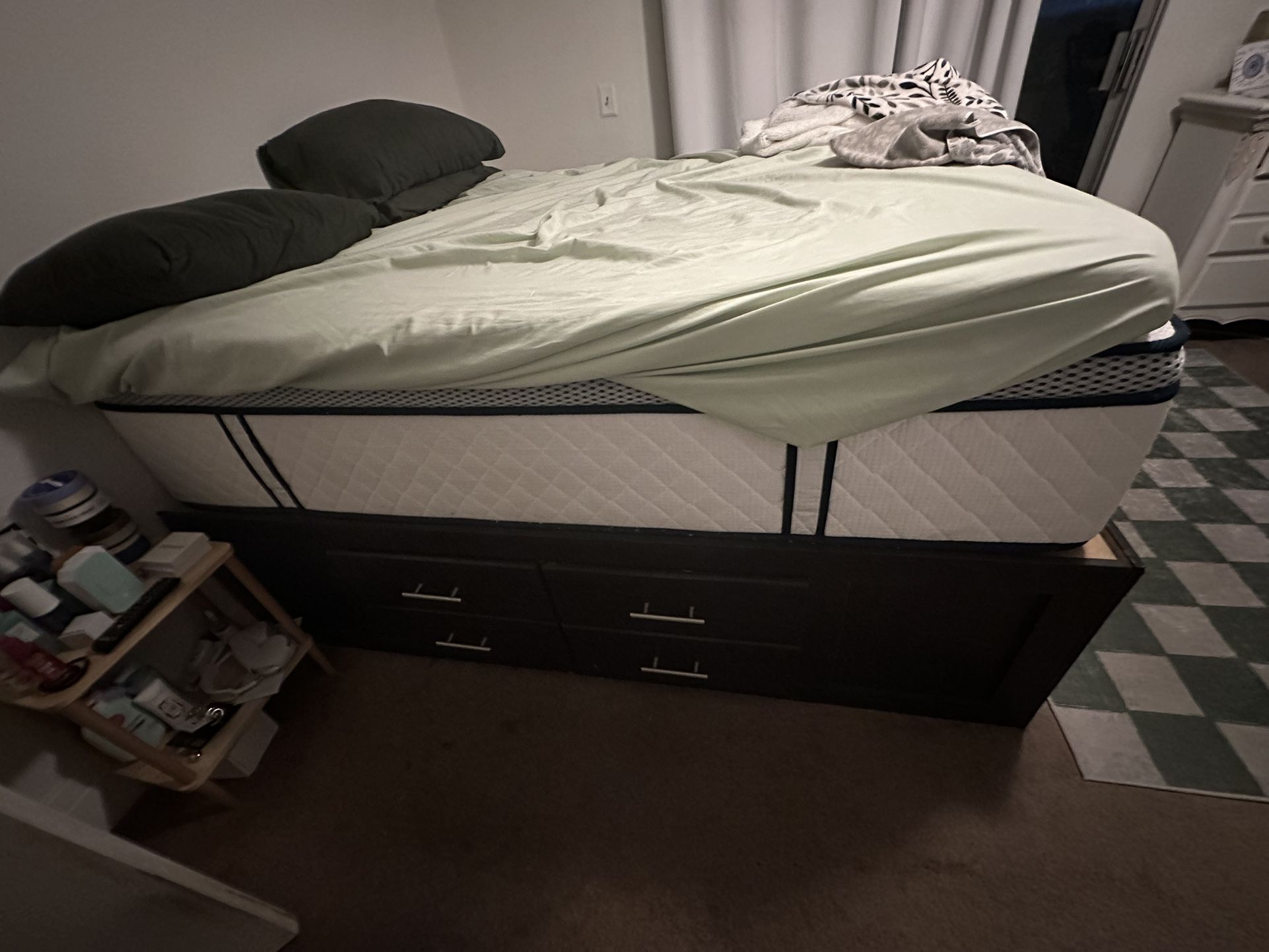 Bed Frame + Mattress