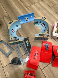 Tech Deck Ramps and Build Set