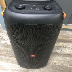 JBL PARTY BOX 110 GREAT CONDITION