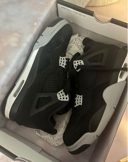 Jordan 4