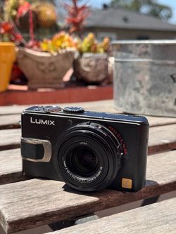 Vintage Panasonic lumix LX2