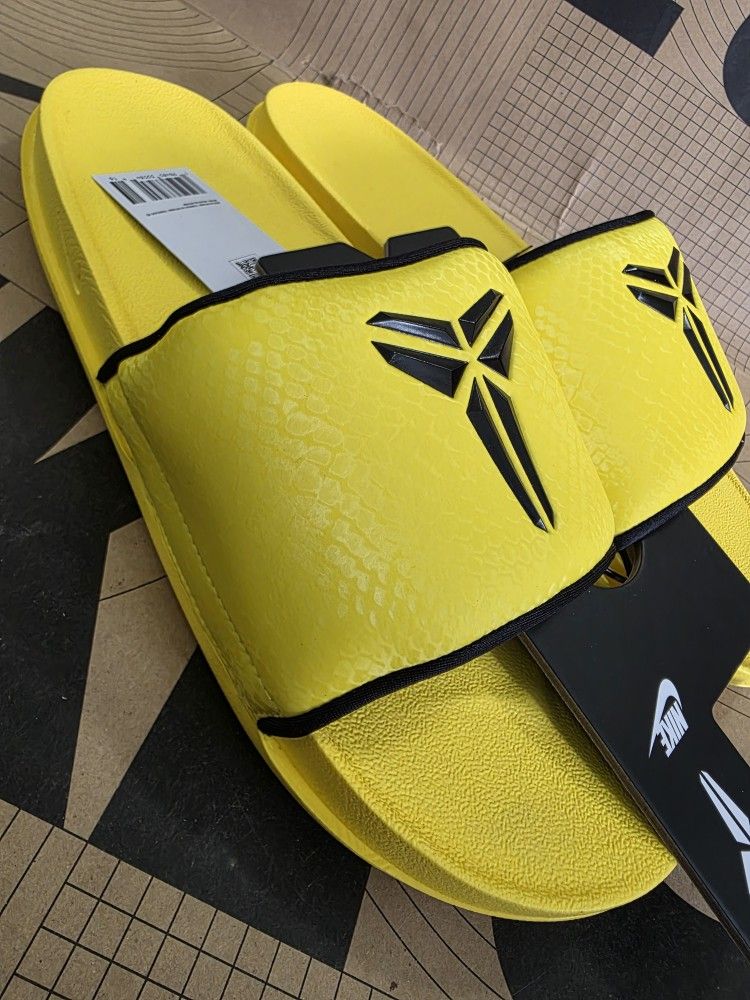 Kobe Bryant Off Court Slides Men\'s Size 11 Yellow Lightening Black Nike Kobe Offcourt Slide Lightning / Black - May 2025  main image 4