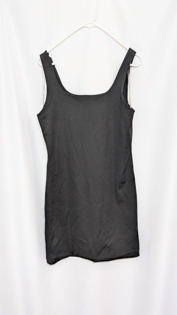 No Boundaries Black Scoop Neck Tank Top - Juniors Size Large (11-13) - Item #: TOP-033