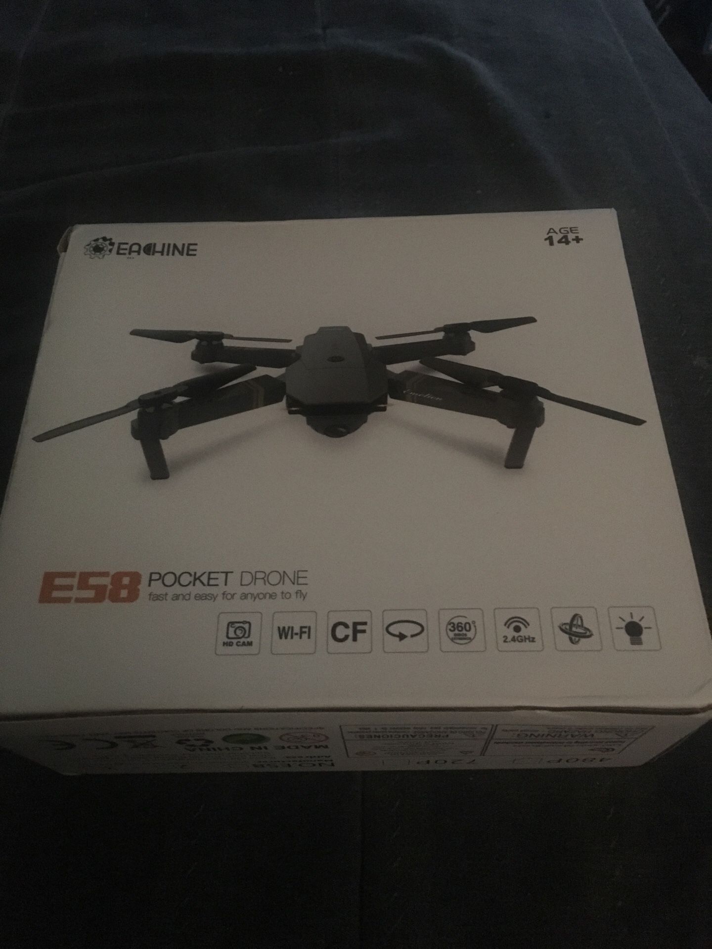 E58 pocket drone very fast fold it carries in pockets with camera