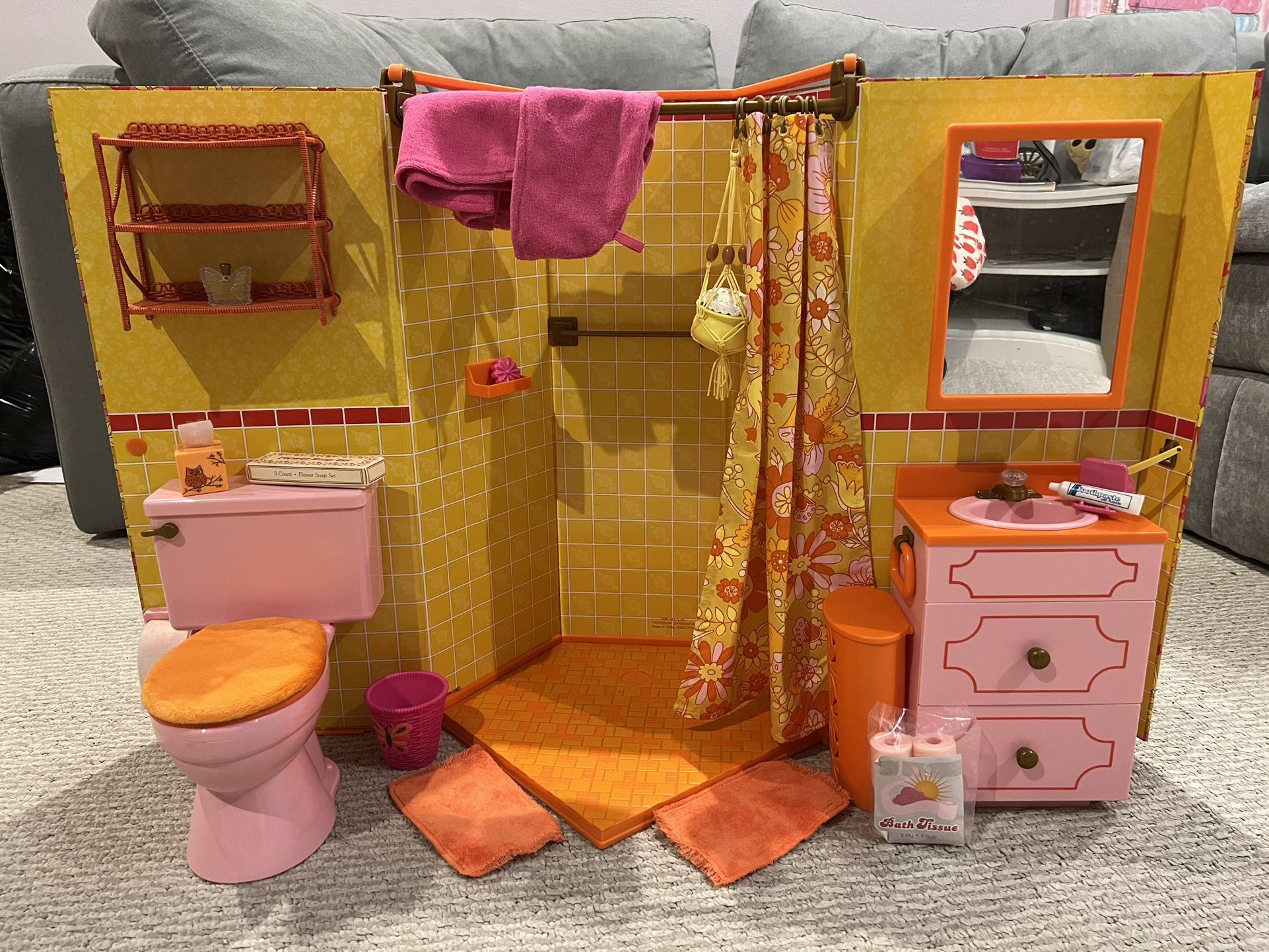 American Girl Doll Julie's Groovy Bathroom Set + Accessories Toilet Wrks RETIRED