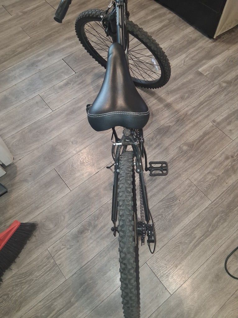 26 Inches 20 Speed  Bike Hyper