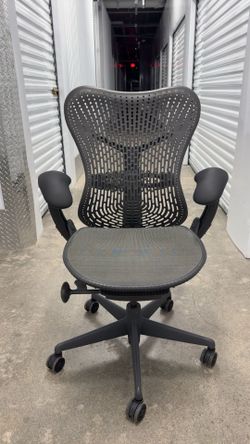 Herman Miller Mirra -Fully Loaded-