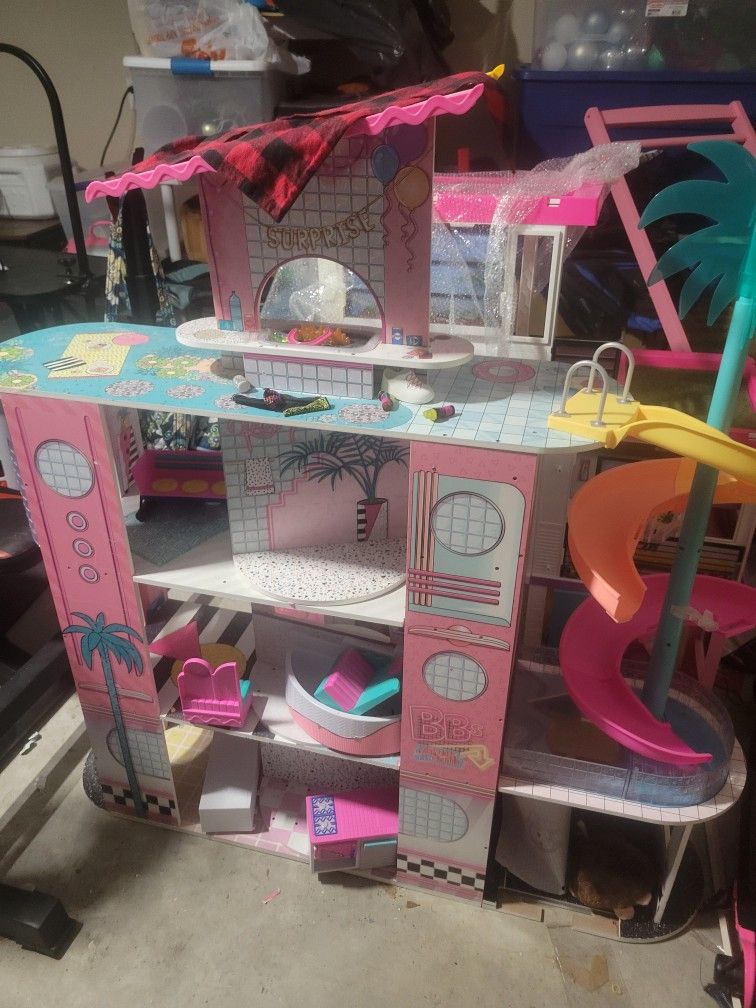 Doll House