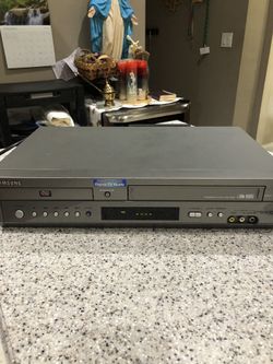 Samsung DVD with VHS combo