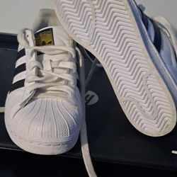 White Adidas Superstars 5y