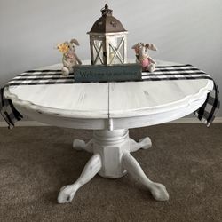 Custom Finished Farmhouse, Dining Table W / Leaf 