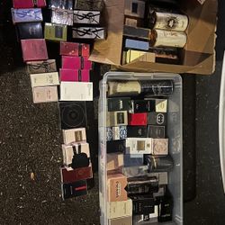 Colognes and perfumes 