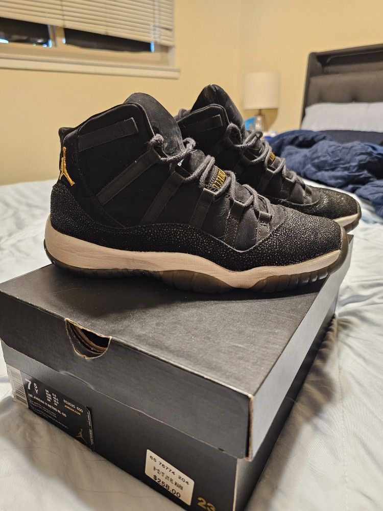 Air Jordan 11s Stingrays