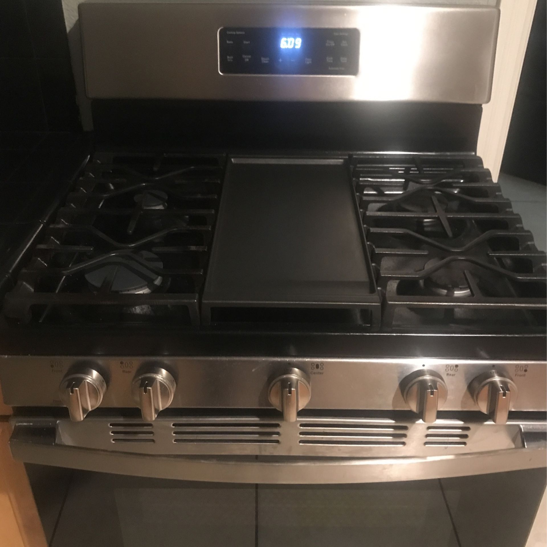 Stainless Steel GE Gas Stove.