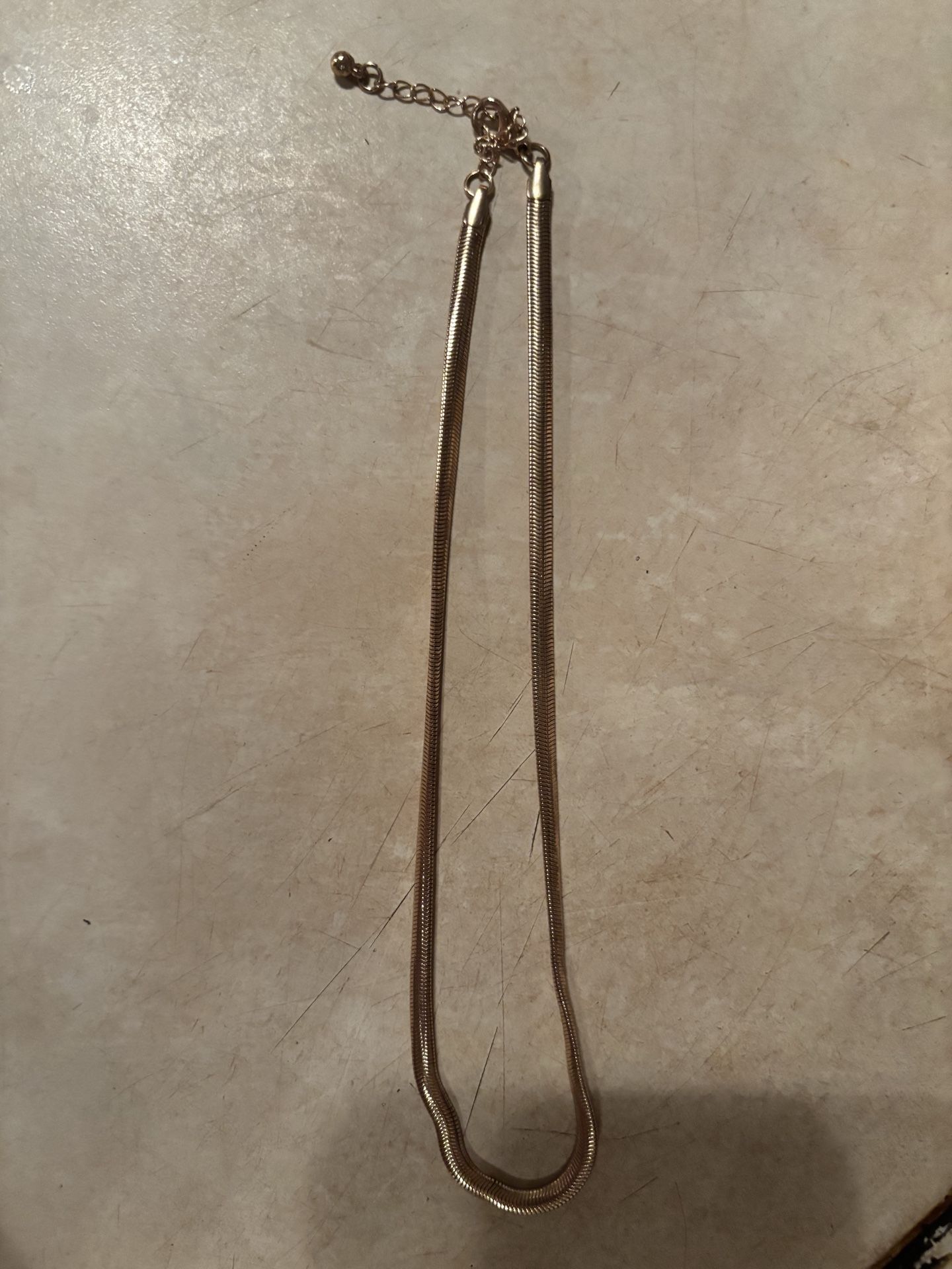Collar barato