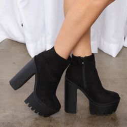 Fashion Nova Black Bootie Heels 