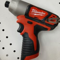Milwaukee new 1/4" Impact 12M