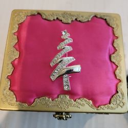 Vintage Monet Christmas Tree Brooch Pin White Rhinestones 2" F12 