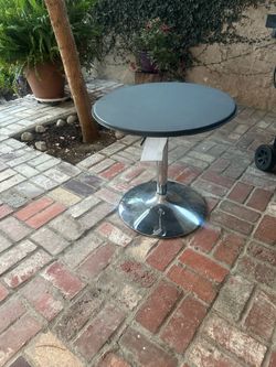Table with Silver Leg and Base (Black)