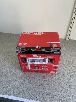 Milwaukee M18 Cordless Brushless Compact Router