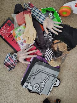 Hallow decor $5 or less each item